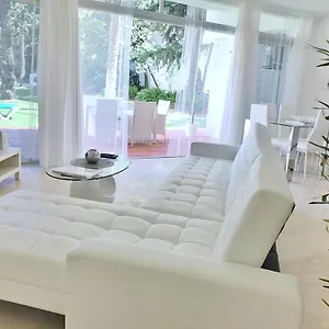 Vivaldi Boutique Jardines Del Mar Apartment